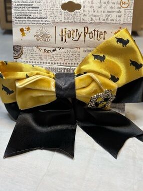 Harry Potter Yellow & Black Bow Hair Clip with Crest Accent